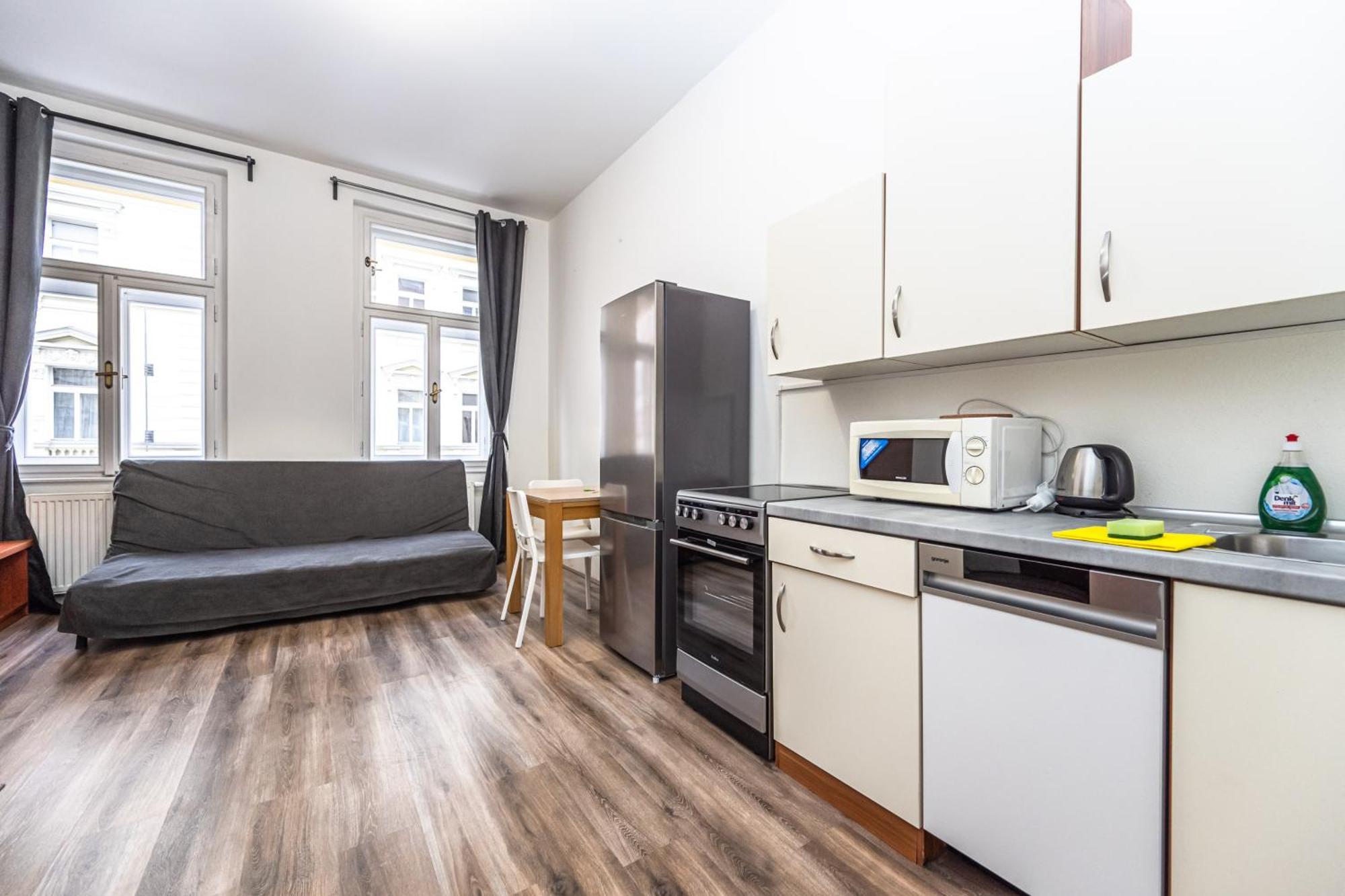 Apartments Kamenicka 23 Prague Ngoại thất bức ảnh