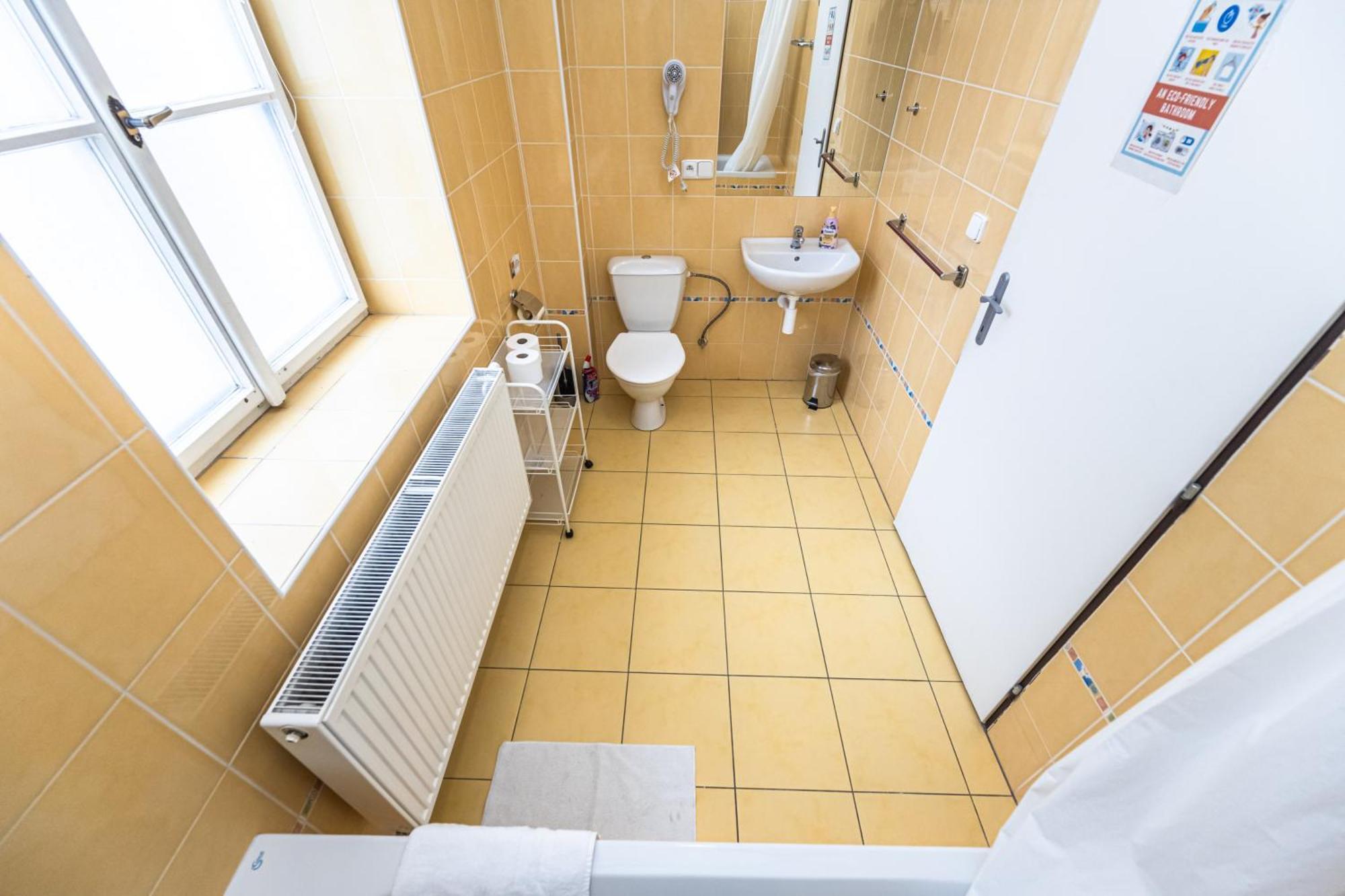 Apartments Kamenicka 23 Prague Ngoại thất bức ảnh
