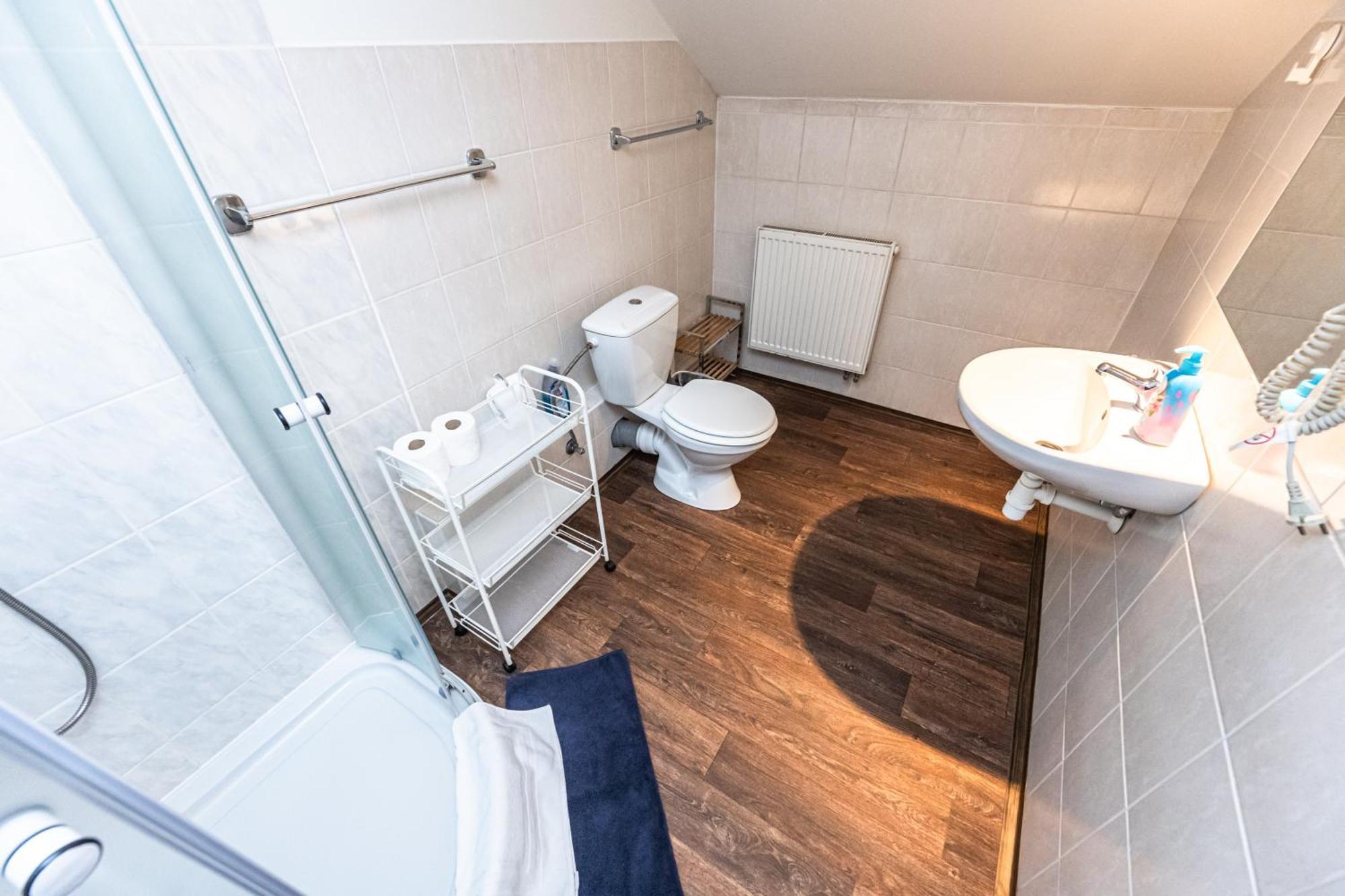 Apartments Kamenicka 23 Prague Ngoại thất bức ảnh